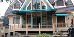 Vila Salam Puncak Nb3/8